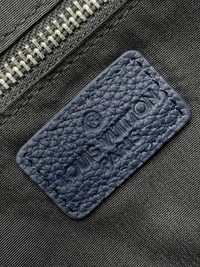 Avenue Crossbody Bag in Damier Infini Blue