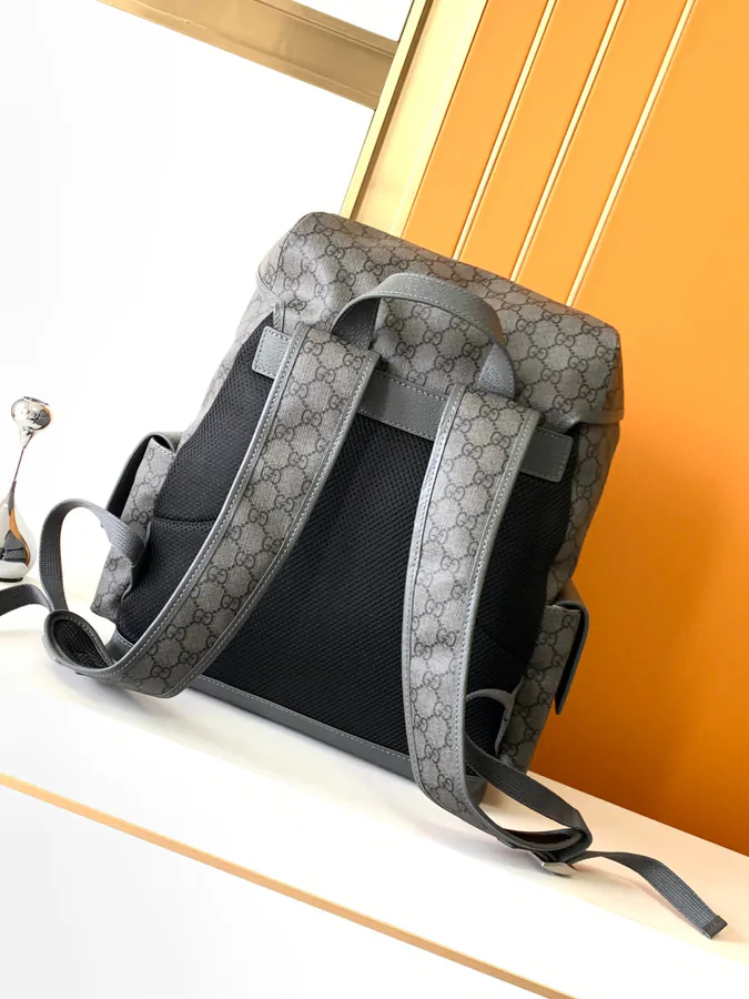 G Brand Shoulder Bag with Modern Design