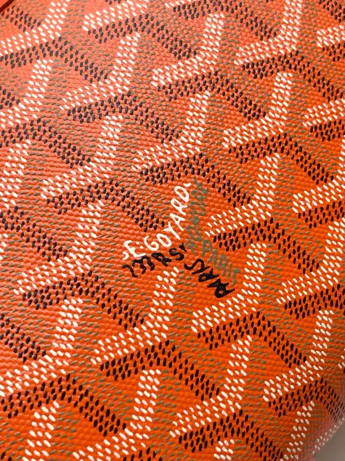 Gohome New 757 Bucket Bag in Orange