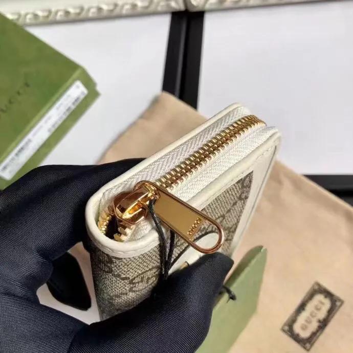 GG Marmont Bucket Bag Elegant and Refined Design