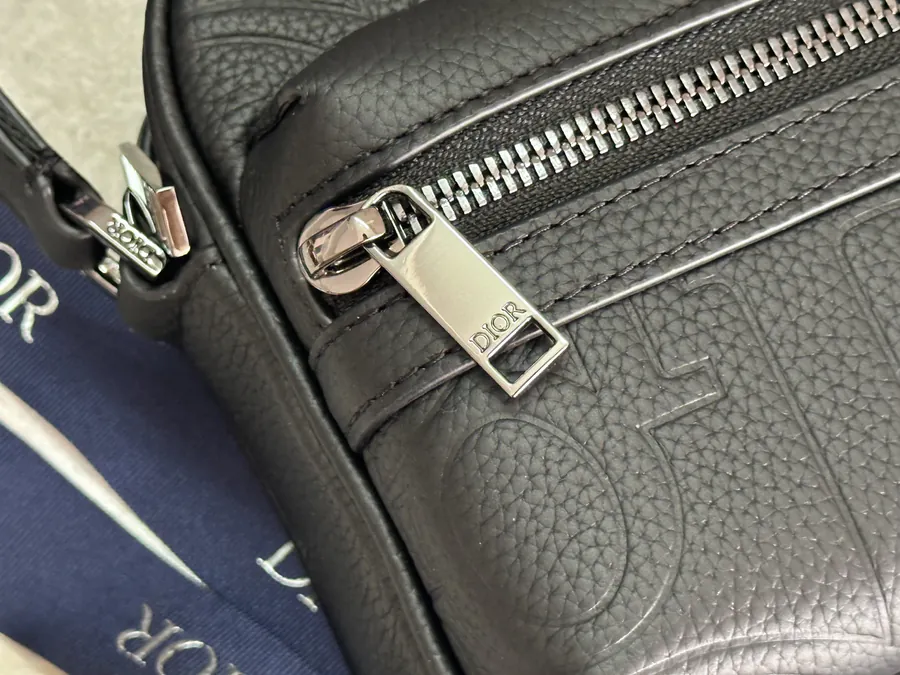 Rider 2.0 Zip Messenger Bag Mini Size, Black Calfskin