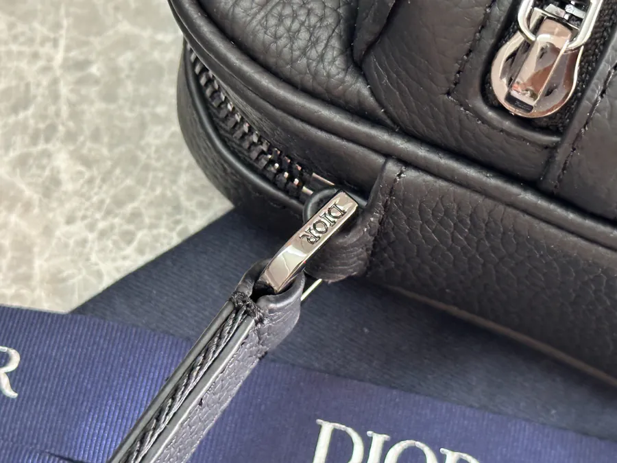 Rider 2.0 Zip Messenger Bag Mini Size, Black Calfskin