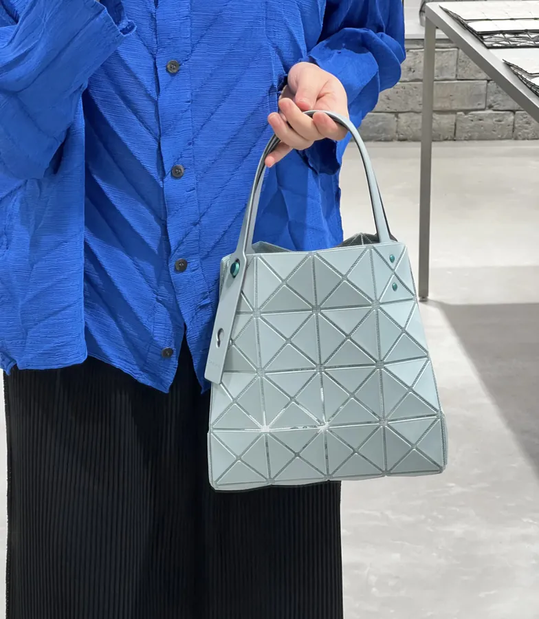 Issey Miyake BAOBAO|Carat Diamond Bag|Adjustable Strap|Large & Small Sizes