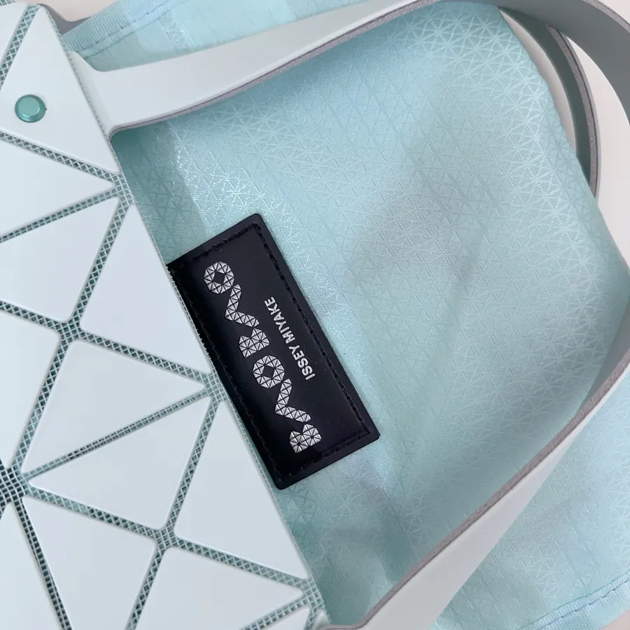 Issey Miyake BAOBAO|Carat Diamond Bag|Adjustable Strap|Large & Small Sizes