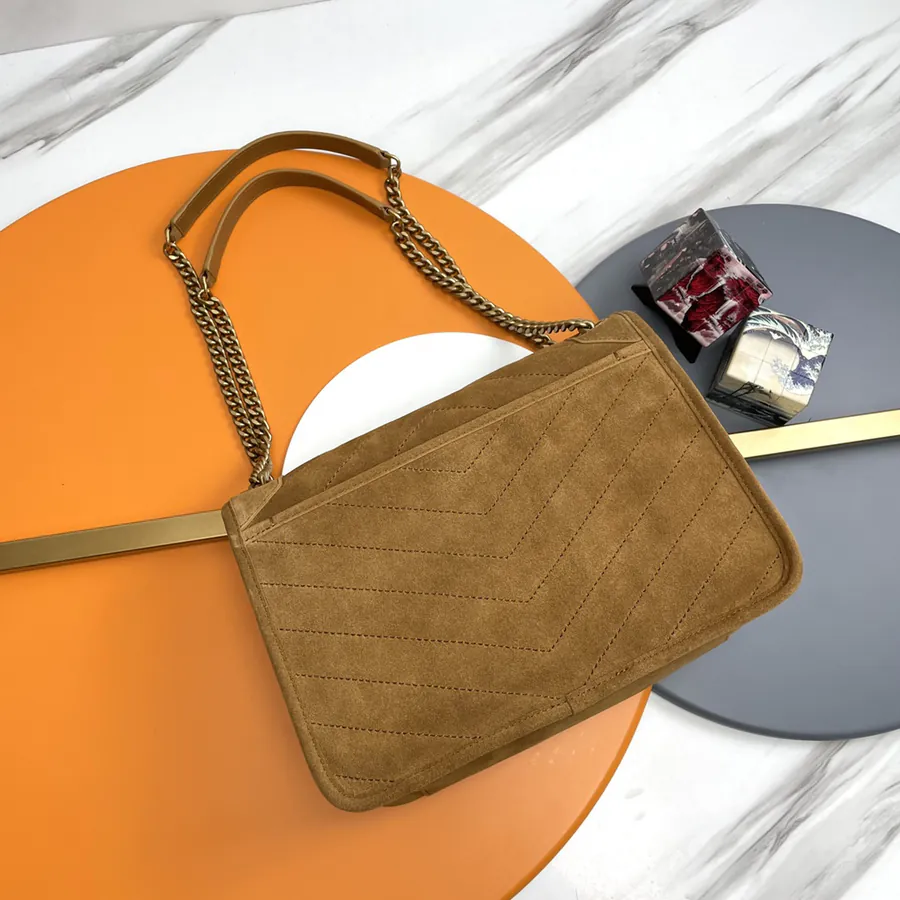Niki Bucket Bag in Grained Cashmere Leather