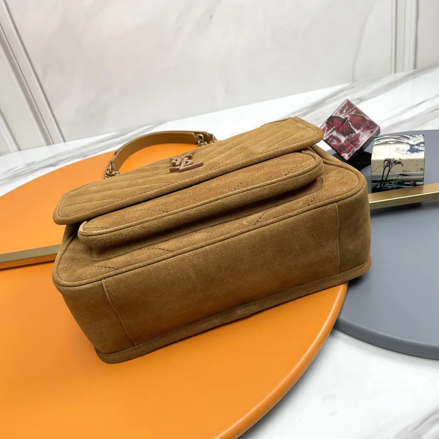 Niki Bucket Bag in Grained Cashmere Leather