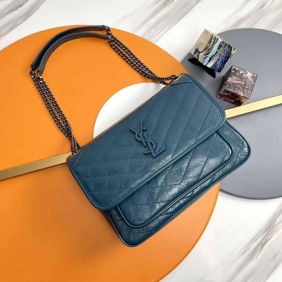 Niki Bucket Bag in Calfskin 28cm