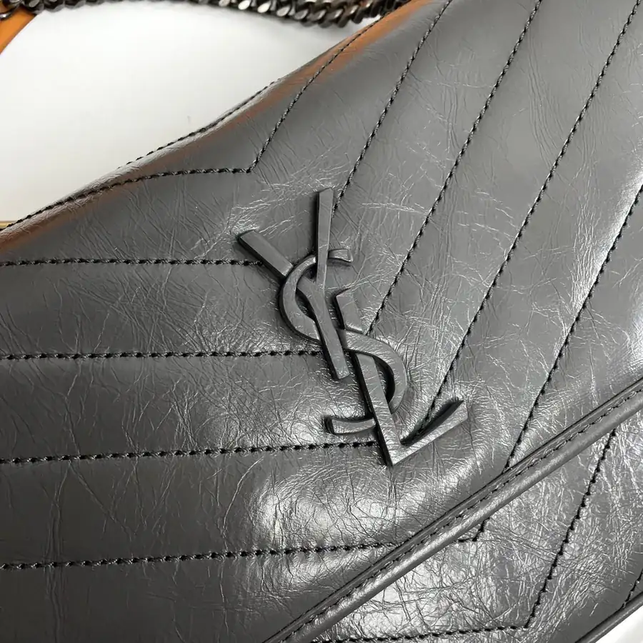 Niki Bucket Bag in Grained Calfskin