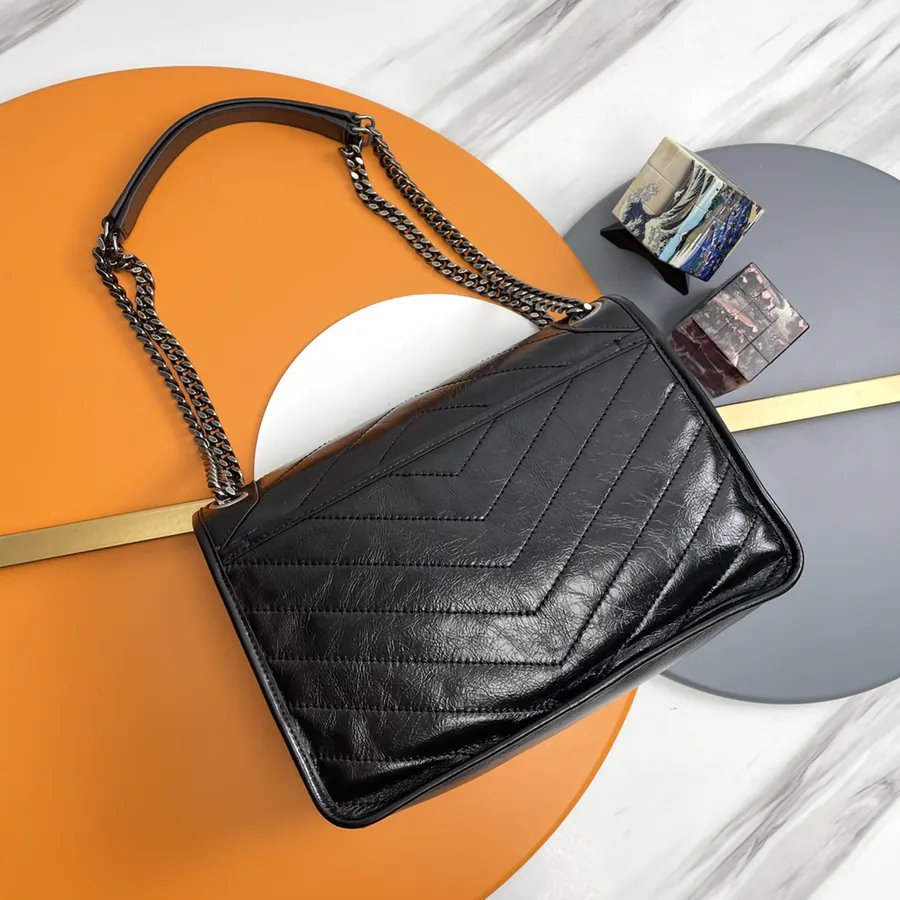 Niki Bucket Bag in Grained Calfskin