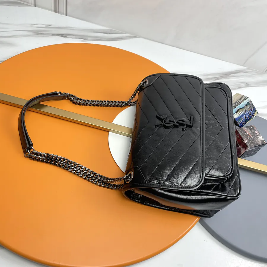 Niki Bucket Bag in Grained Calfskin