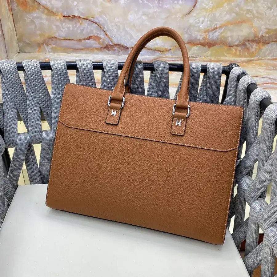 H Brand Casual Handbag Premium Leather, Detachable Handle, Functional Design