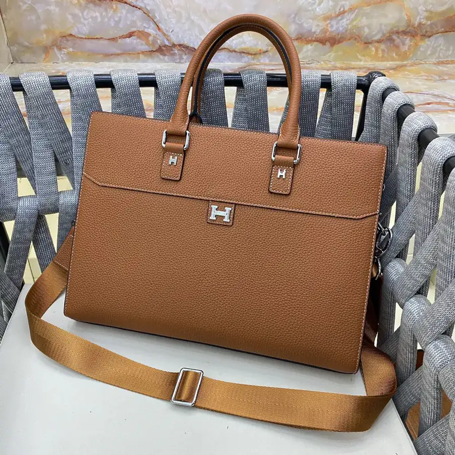 H Brand Casual Handbag Premium Leather, Detachable Handle, Functional Design