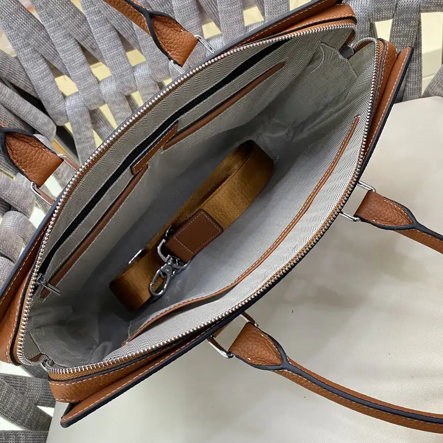H Brand Casual Handbag Premium Leather, Detachable Handle, Functional Design