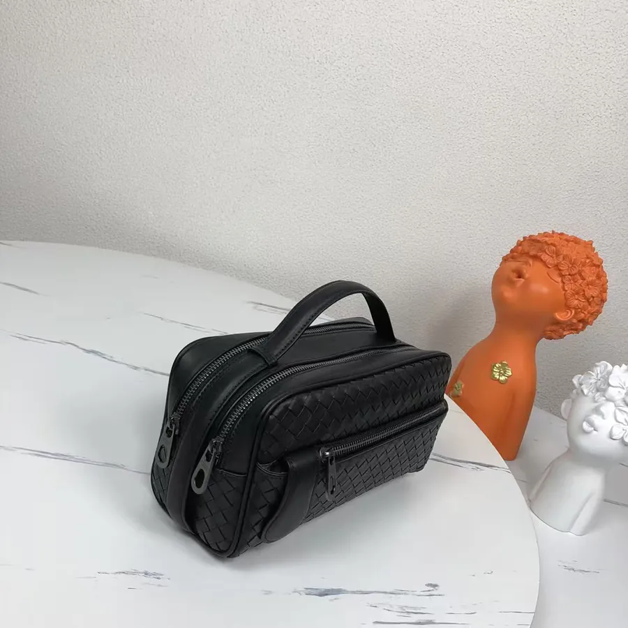 360BV Handcrafted Bucket Bag with Premium Calfskin and Unique Design