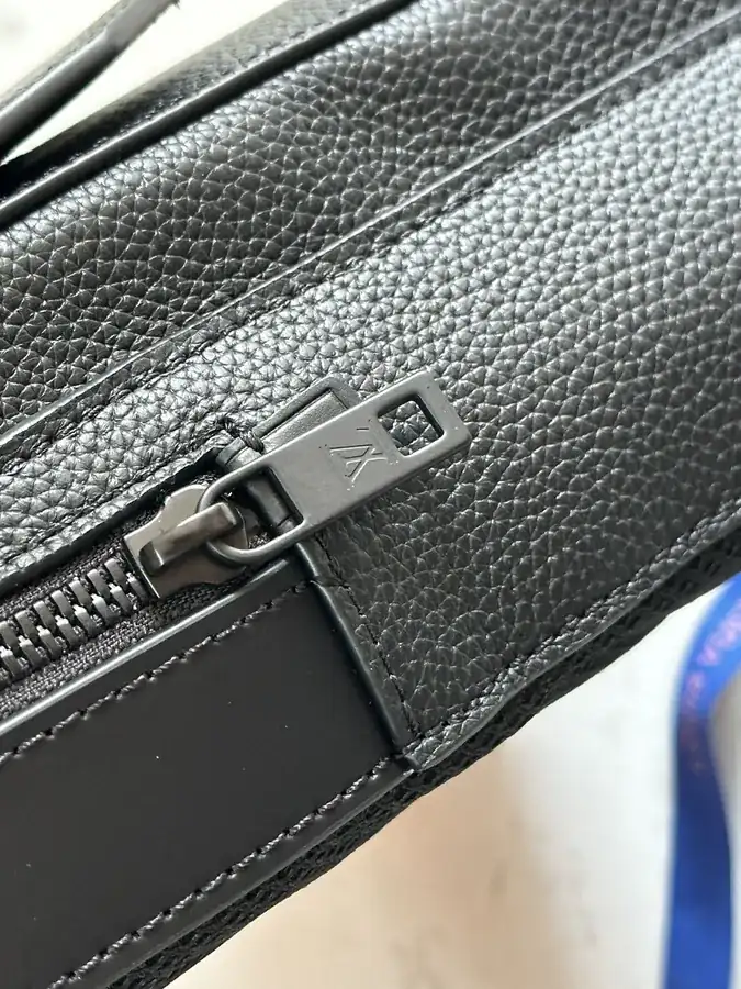 Pilot Slingback Handbag Premium Original Black