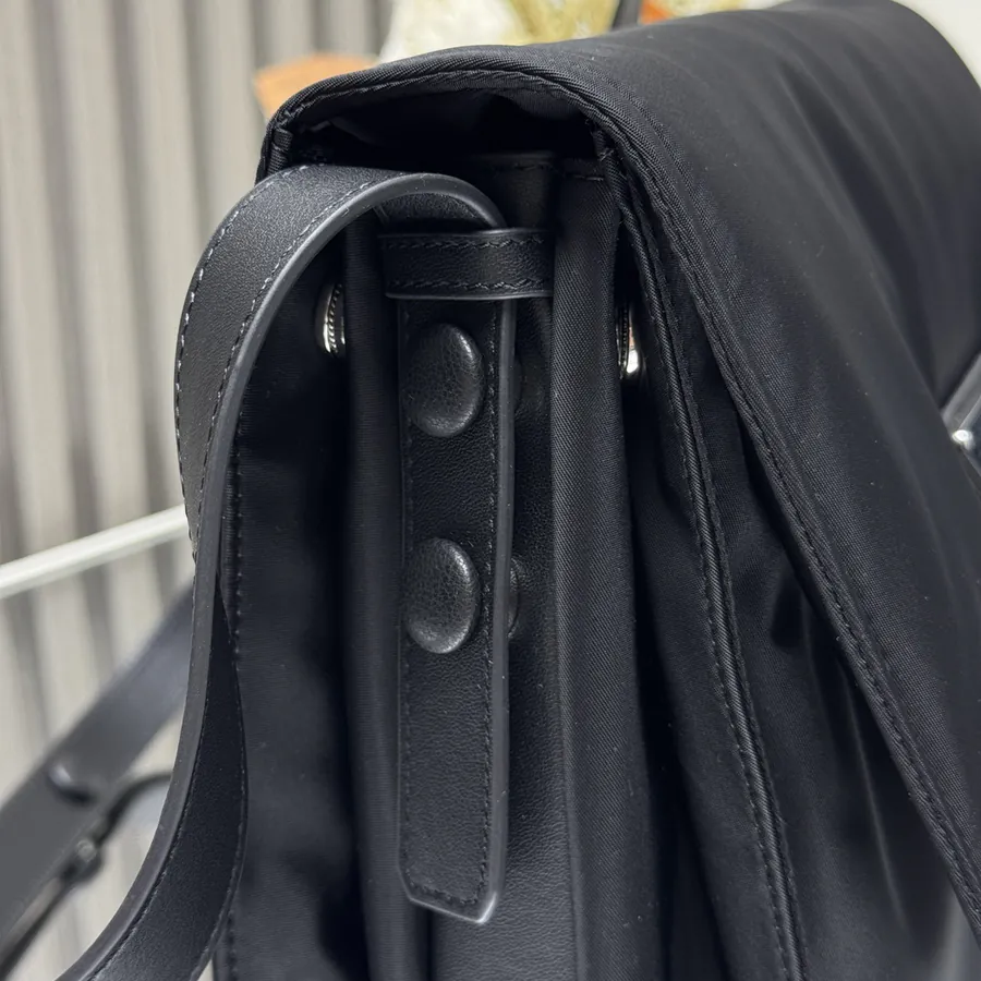 Bespoke Mail Bag 1BD255 Medium
