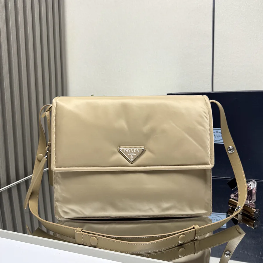 Cini Series 1B56 Large Shoulder Bag