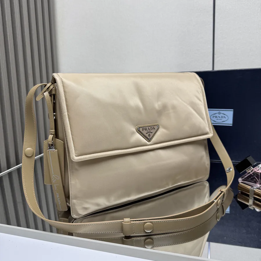 Cini Series 1B56 Large Shoulder Bag