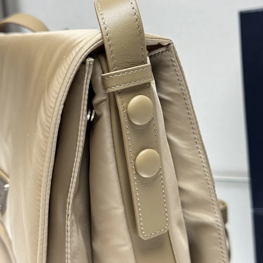 Cini Series 1B56 Large Shoulder Bag