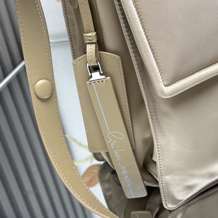 Cini Series 1B56 Large Shoulder Bag