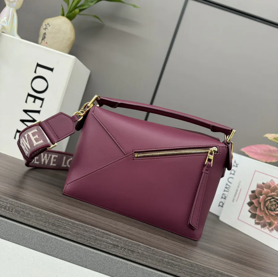 New Mini Puzzle Handbag in Classic Leather