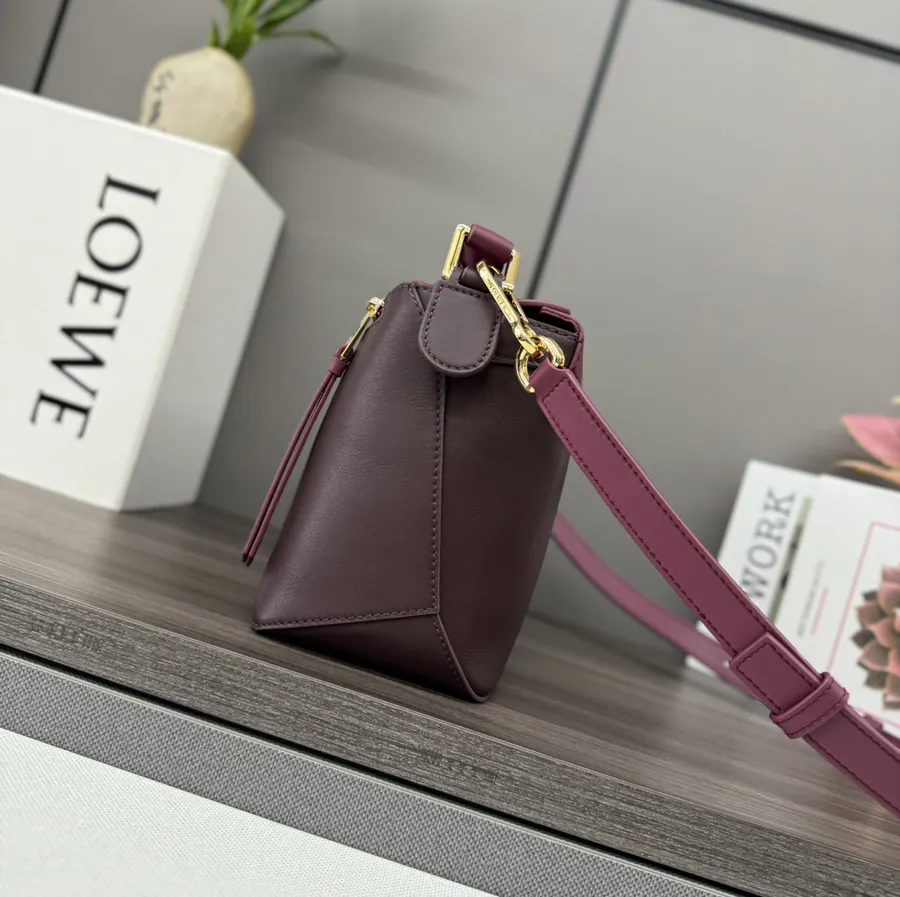 New Puzzle Handbag in Classic Leather