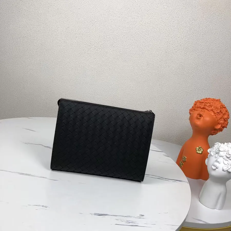 New Handbag with Classic Woven Design