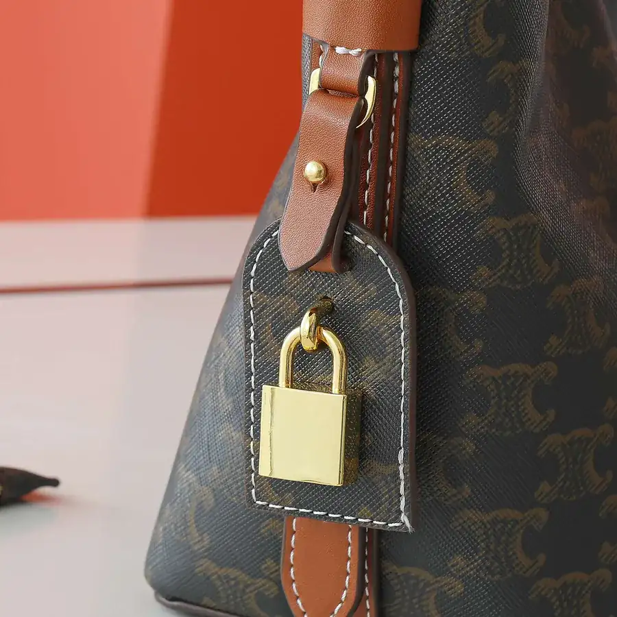 CELIN* CUIR TRIOME Small Bucket Bag