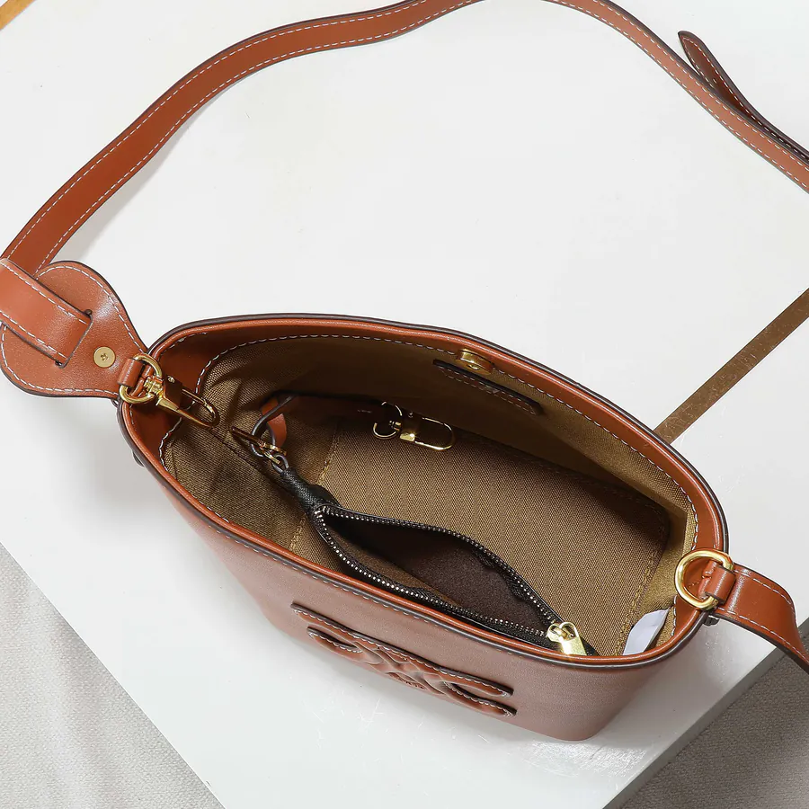 CELIN* Cuir Triome Small Bucket Bag