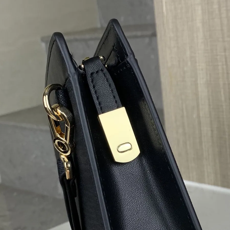 LV Bucket Bag 8401 4, Black