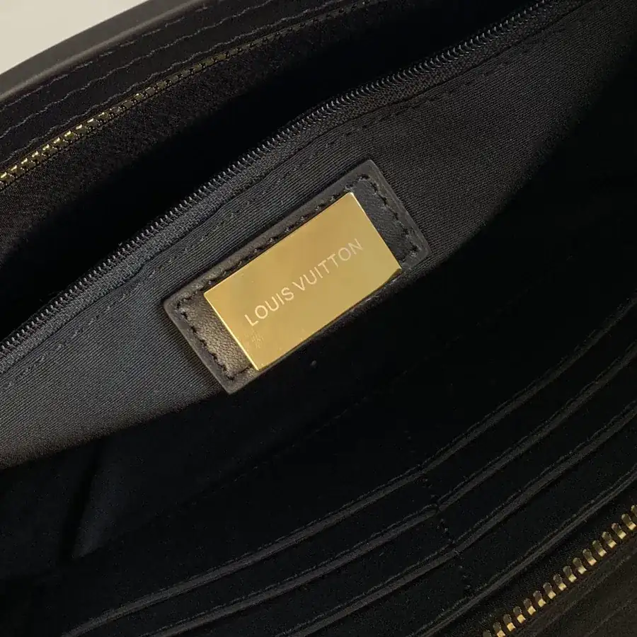 LV Bucket Bag 8401 4, Black