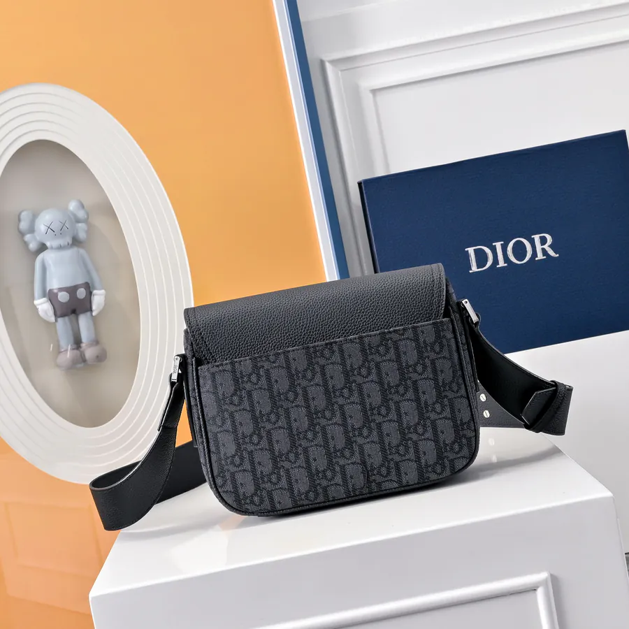 Di.or Mini Saddle Messenger Bag