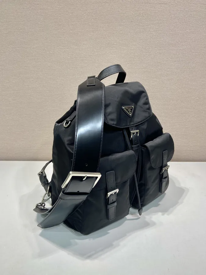 Re Nylon Double Shoulder Bag with Detachable Bright Strap