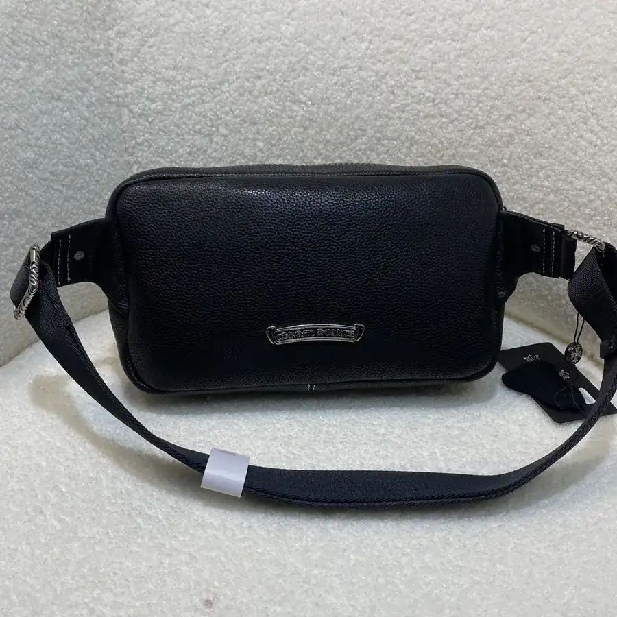 Kroonin New Crossbody Bag in Grained Calfskin