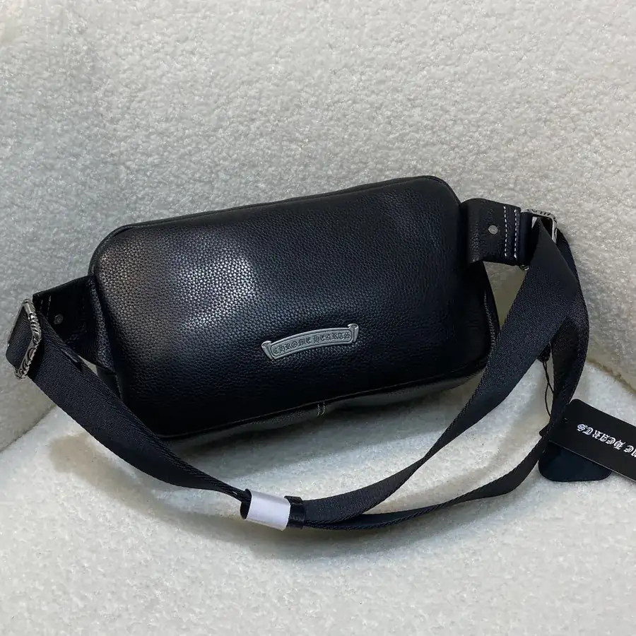 Kroonin New Crossbody Bag in Grained Calfskin