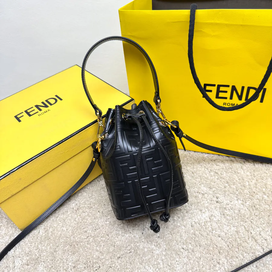 Fen's Latest Masterpiece Bucket Bag with Retro FF Letter Embossed Print