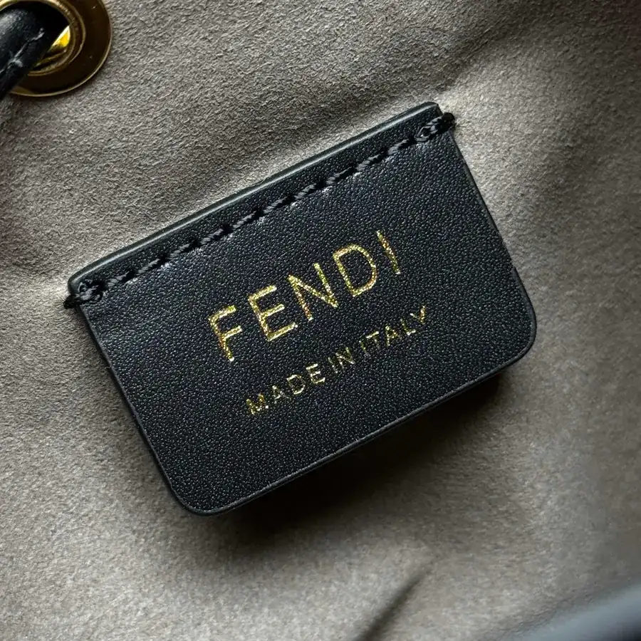 Fen's Latest Masterpiece Bucket Bag with Retro FF Letter Embossed Print
