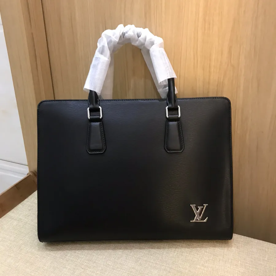 LV Bucket Bag in Grained Calfskin