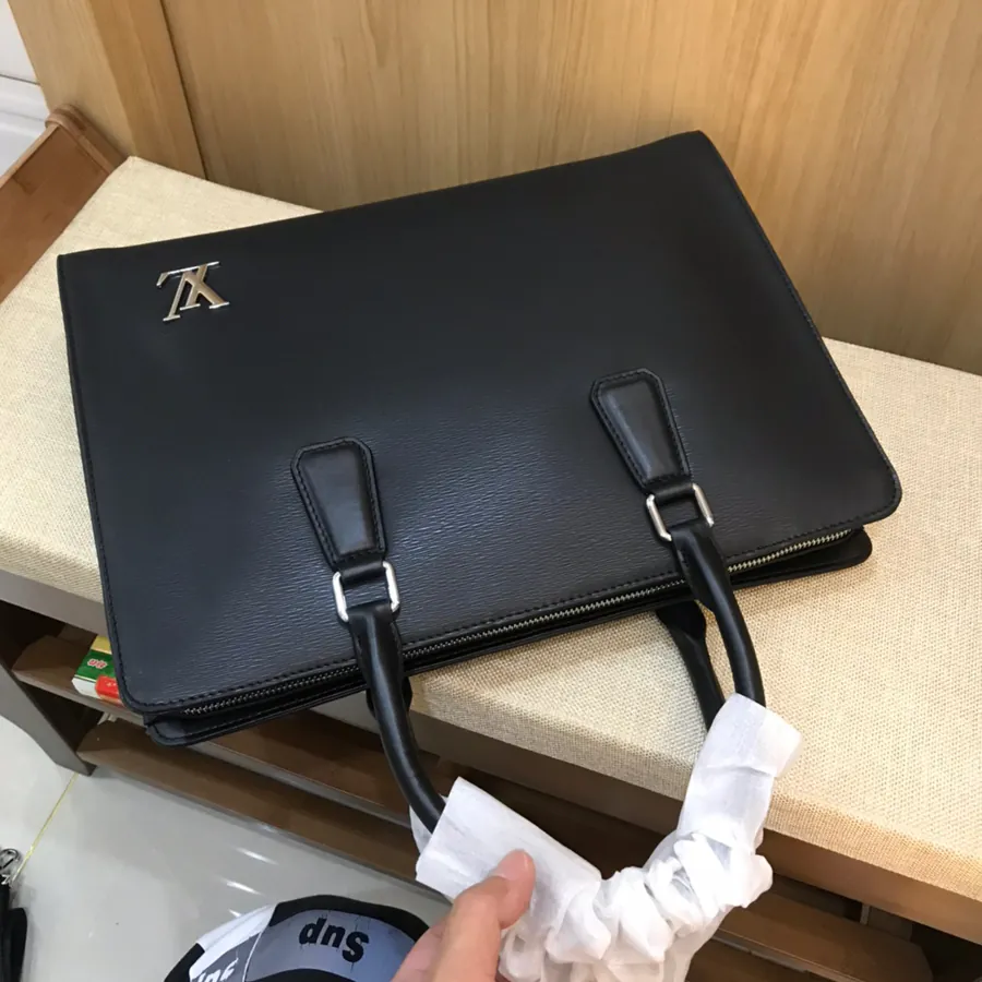 LV Bucket Bag in Grained Calfskin