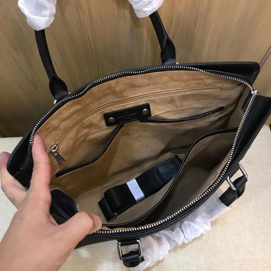 LV Bucket Bag in Grained Calfskin