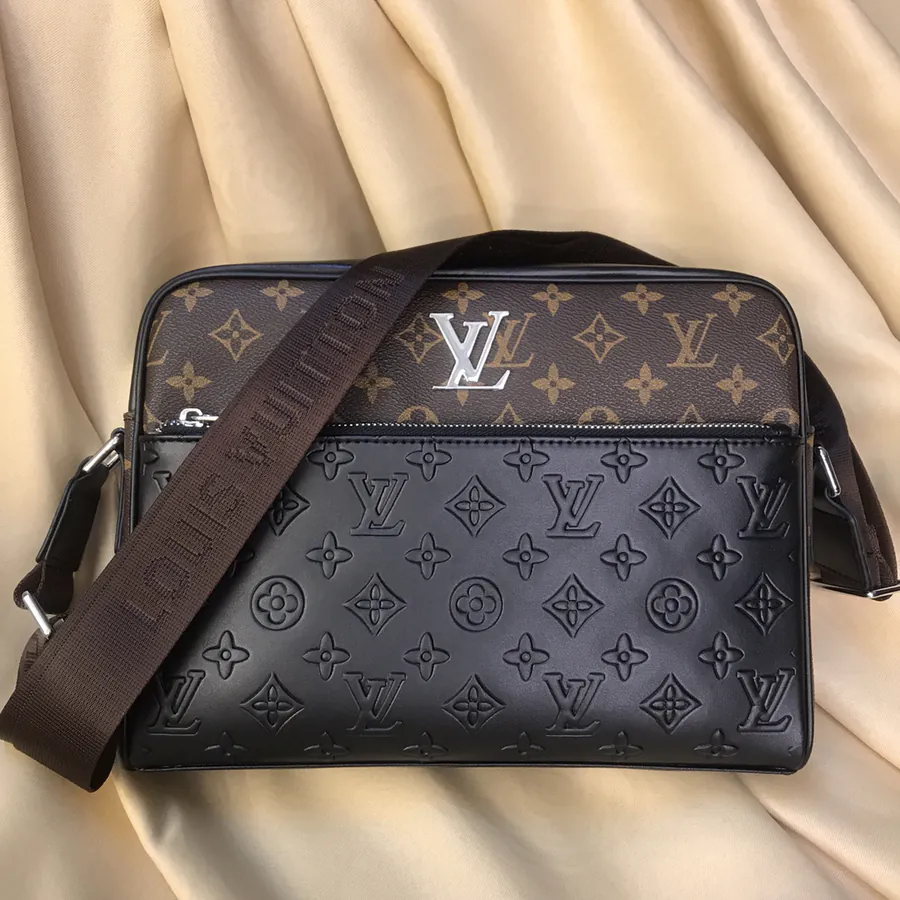 Chanel Bucket Bag in Vintage Style