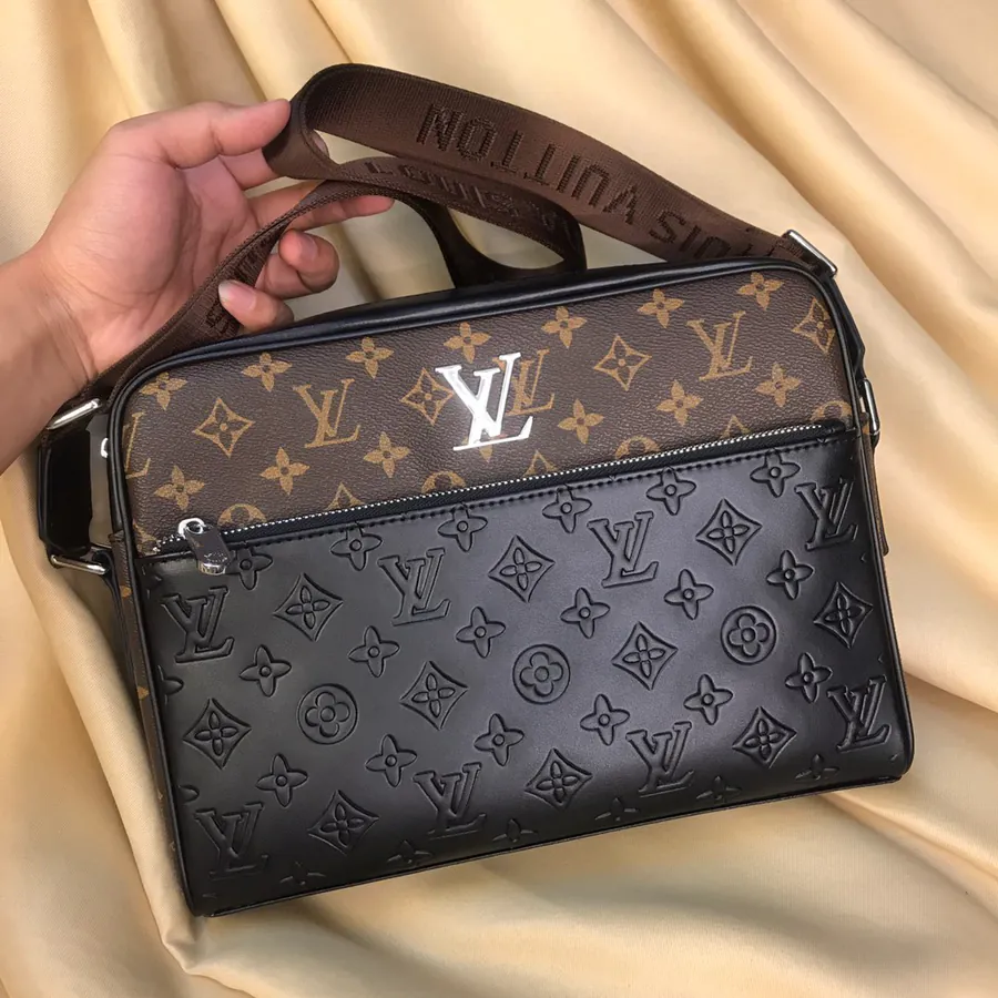 Chanel Bucket Bag in Vintage Style