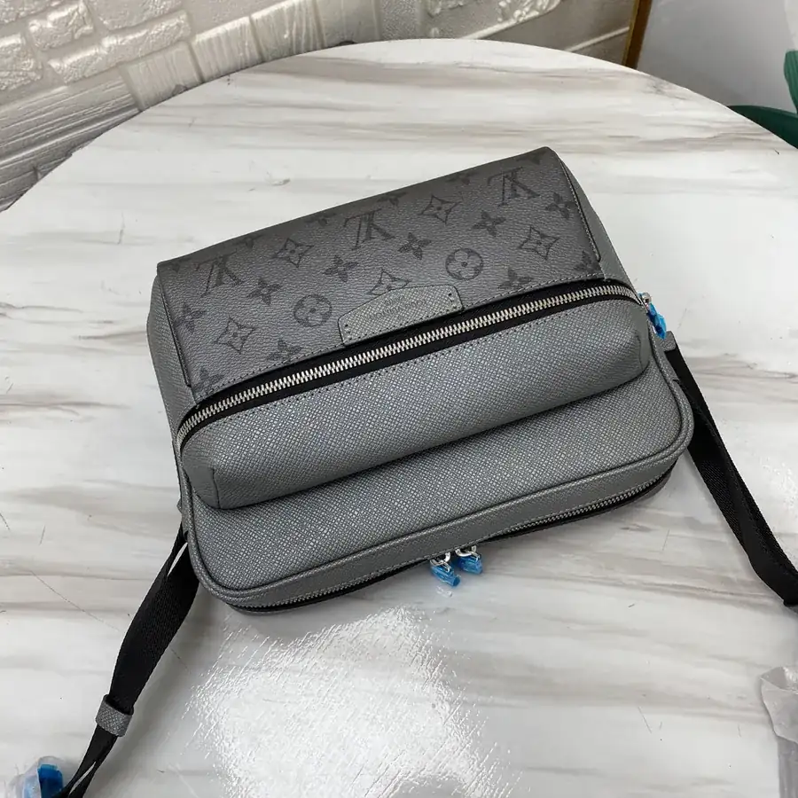 M30830 Silver Monogram Canvas & Taïga Leather Mail Bag