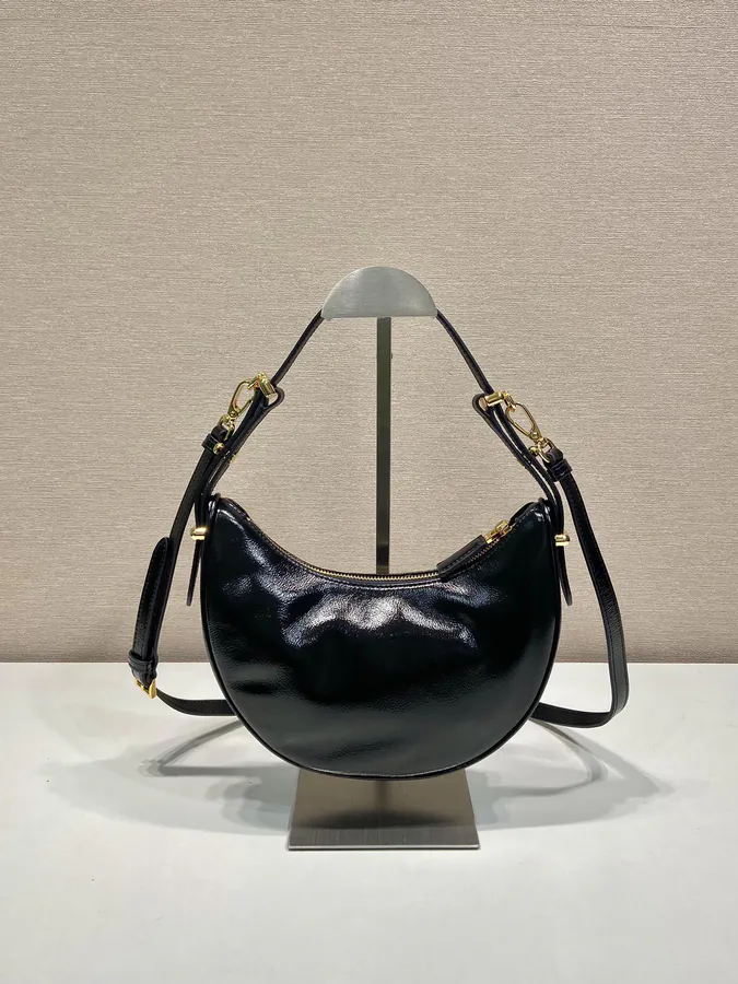 Moon Handbag in Grained Calfskin