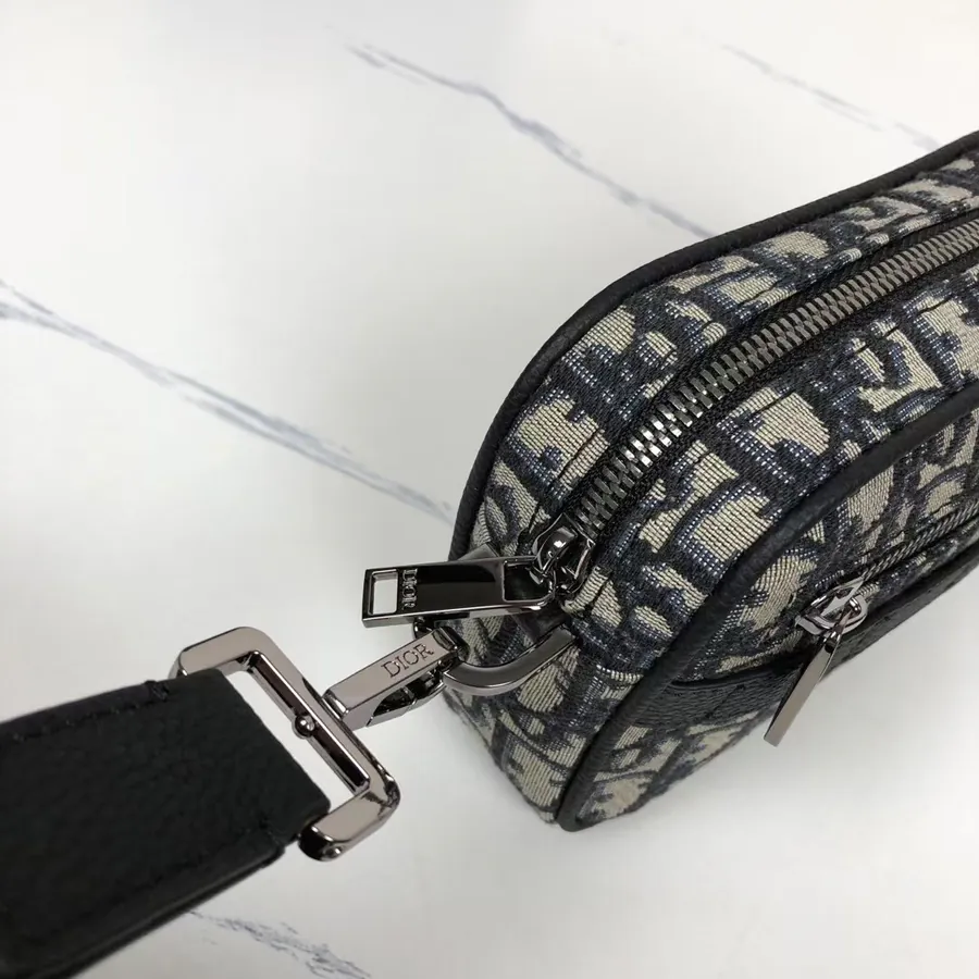 Holdmark Safari Mini Messenger Bag