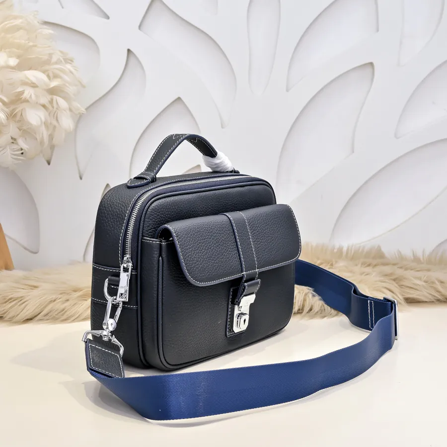 Hermes Men's Crossbody Bag Premium Calfskin, Comfortable Fit