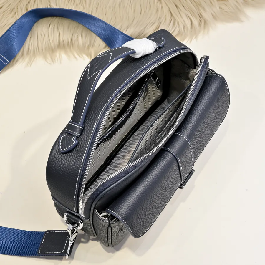 Hermes Men's Crossbody Bag Premium Calfskin, Comfortable Fit