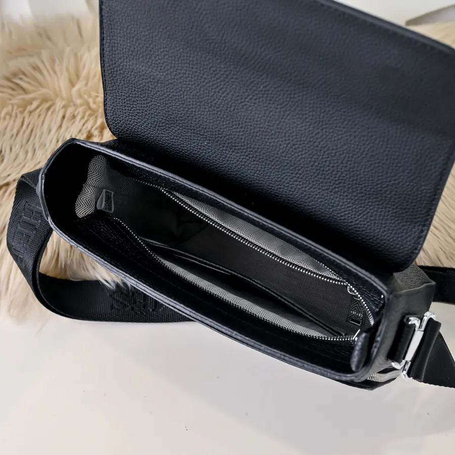 Hermes Men's Crossbody Bag Premium Calfskin, Elegant Hardware