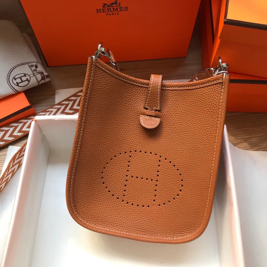 Evelyne Mini in Top Grain Calfskin