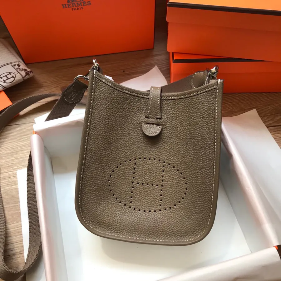 Evelyne Mini in Top Grain Calfskin
